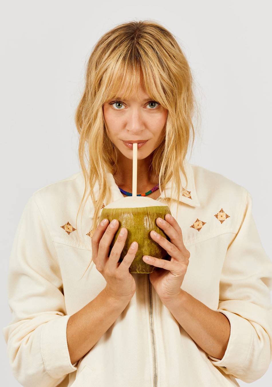 A.P. ARSENE ET LES PIPELETTES, marca de moda premium con diseños exclusivos, estilo atemporal y calidad superior. Prendas versát