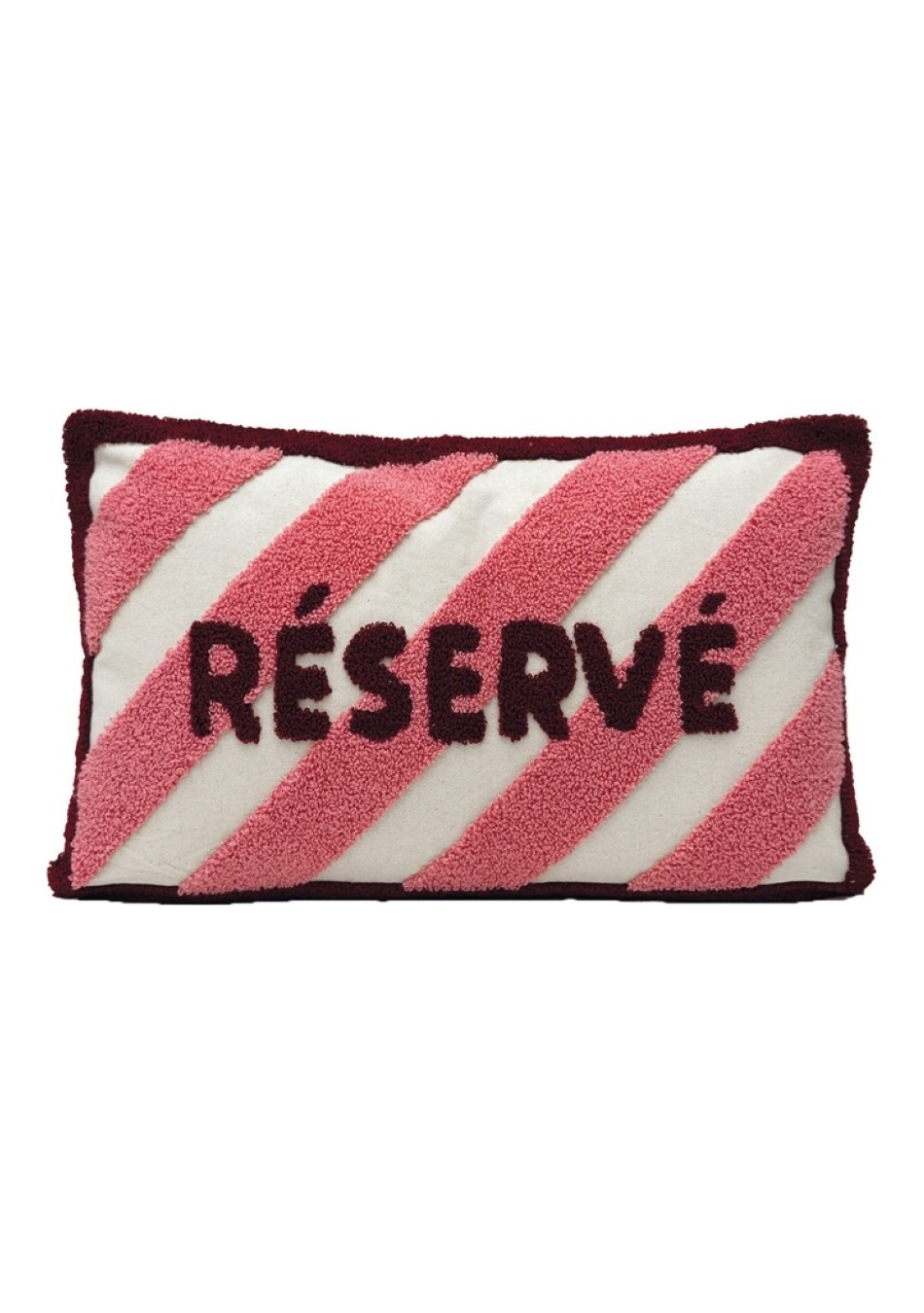 OPJEPT PARIS combina la sofisticación del diseño francés con la máxima calidad en cada producto. Desde accesorios hasta artículo