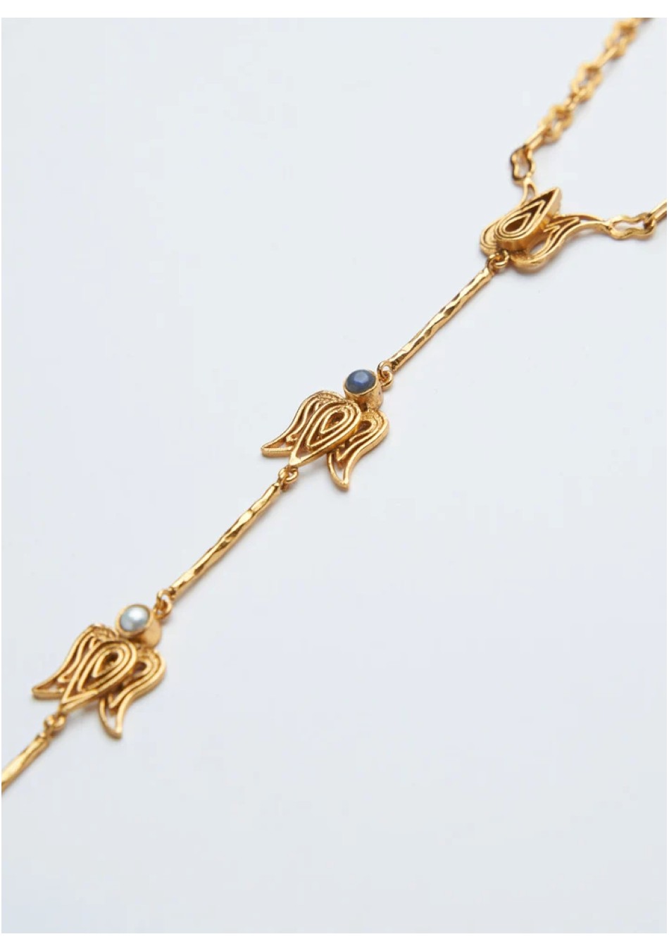 IKKELELE, joyas artesanales hechas a mano con diseño único. Collares, pendientes y anillos sostenibles para cada ocasión.