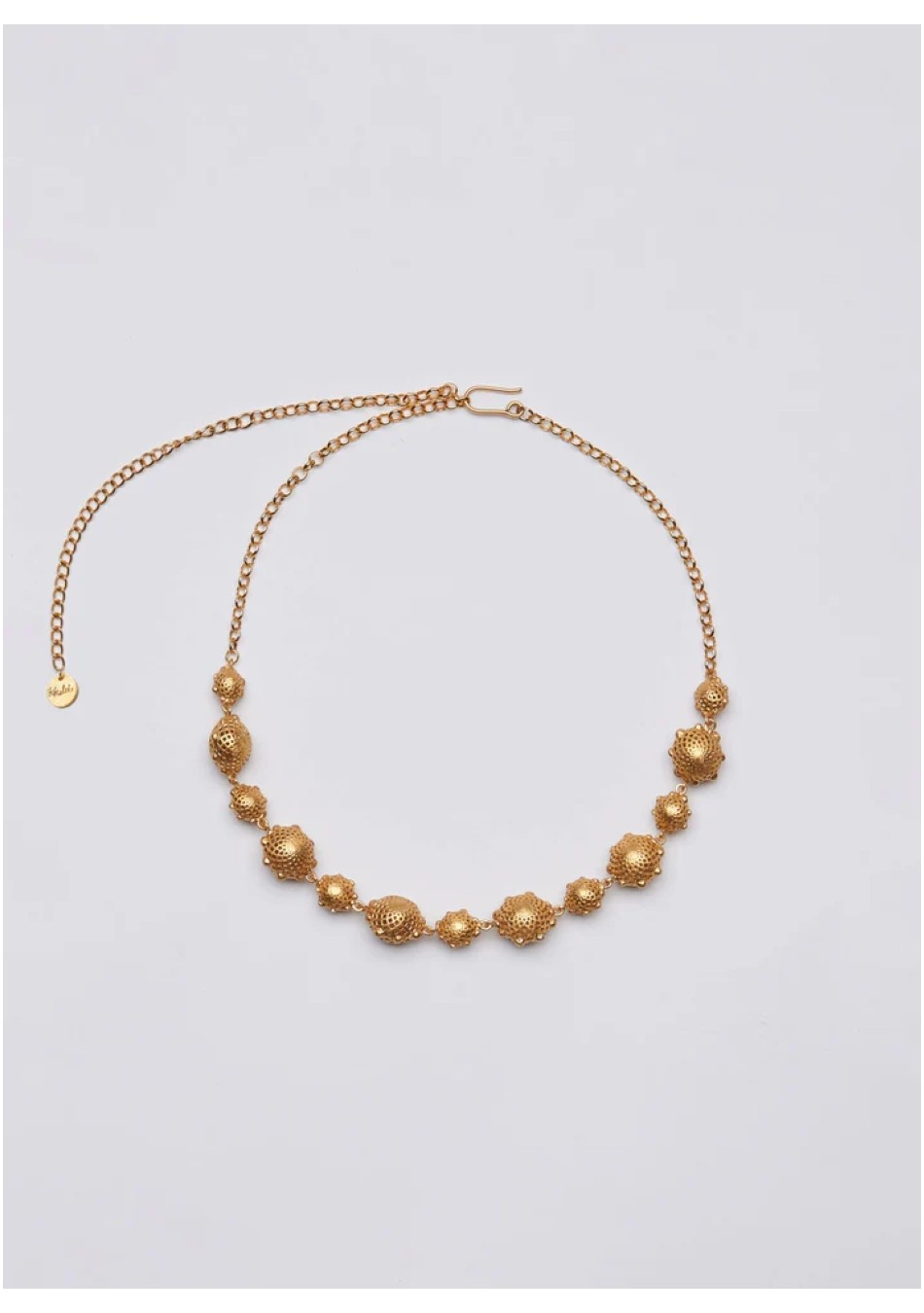 IKKELELE, joyas artesanales hechas a mano con diseño único. Collares, pendientes y anillos sostenibles para cada ocasión.