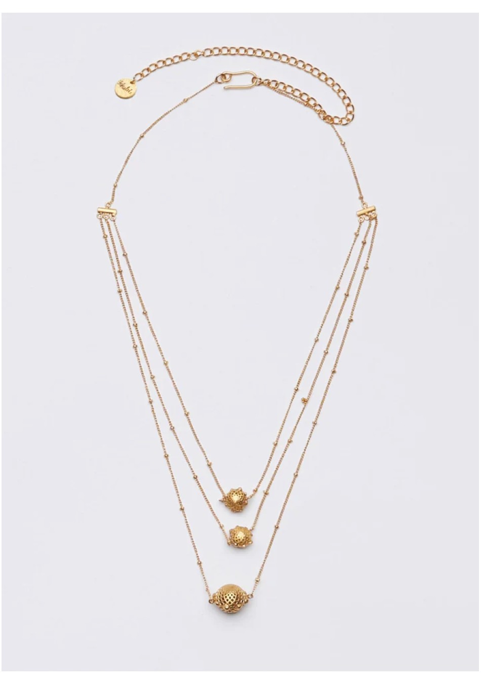 IKKELELE, joyas artesanales hechas a mano con diseño único. Collares, pendientes y anillos sostenibles para cada ocasión.