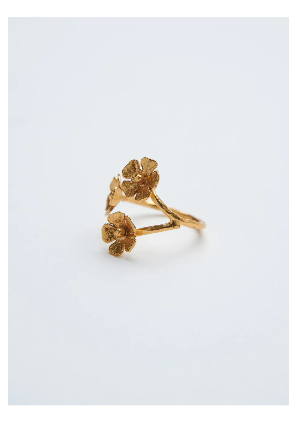 IKKELELE, joyas artesanales hechas a mano con diseño único. Collares, pendientes y anillos sostenibles para cada ocasión.