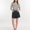 LABDIP marca de jeans de mujer con un estilo casual y femenino