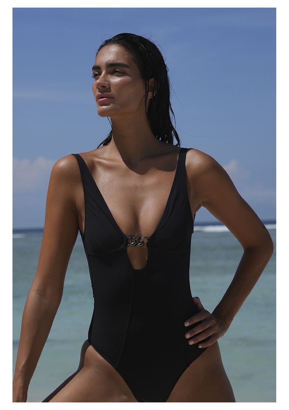 WILD&SALTY es una marca de moda de baño que nace del espíritu del Mediterráneo, combinando diseño, sostenibilidad y calidad.