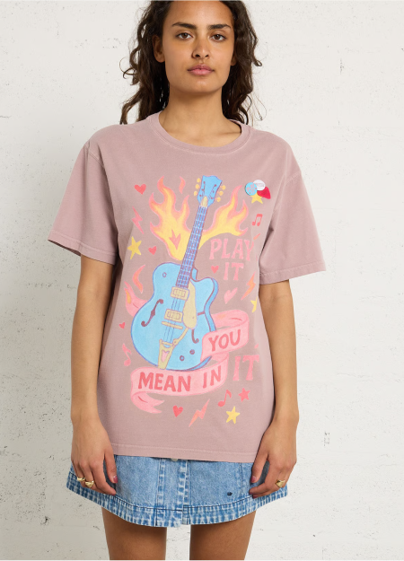 NEWTONE marca francesa de camisetas y sudaderas de estilo  casual con estampados muy gamberros