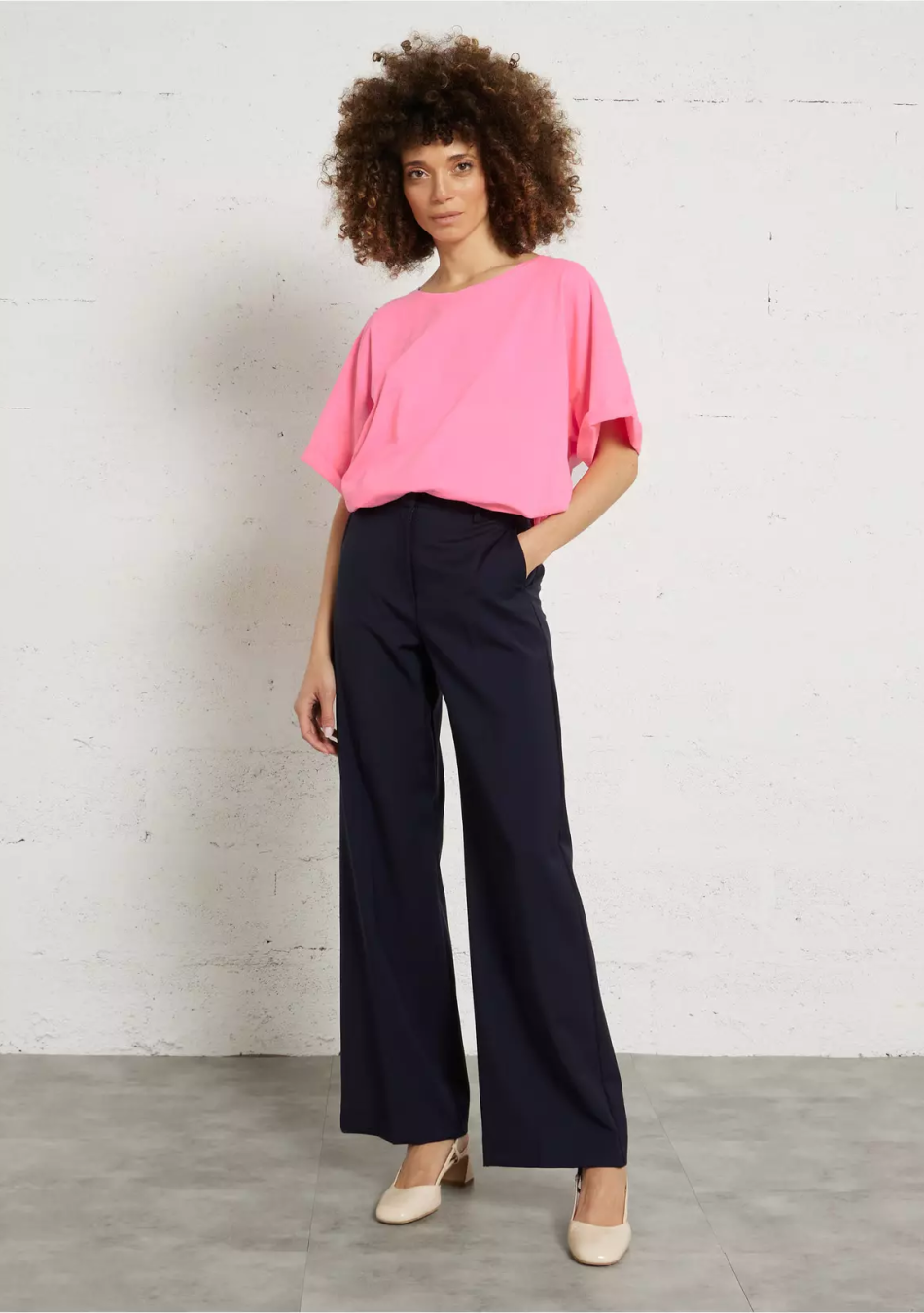 DES PETITS HAUTS marca que refleja la esencia del estilo parisino: femenino, delicado y atemporal.  Destaca por su diseño cuidad
