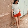DES PETITS HAUTS marca que refleja la esencia del estilo parisino: femenino, delicado y atemporal.  Destaca por su diseño cuidad
