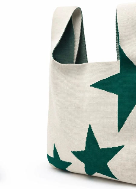 Tokeii Knit Studio combina diseño moderno, tradición textil japonesa y materiales sostenibles en accesorios de punto únicos y fu 2