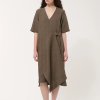 HUMILITY marca francesa de ropa de mujer con un estilo conceptual y femenino