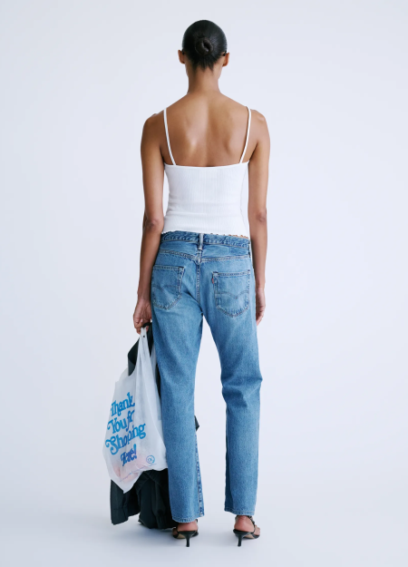 Love Stories es una marca holandesa especializada en lencería, bralettes, pijamas, swimwear y loungewear. 2