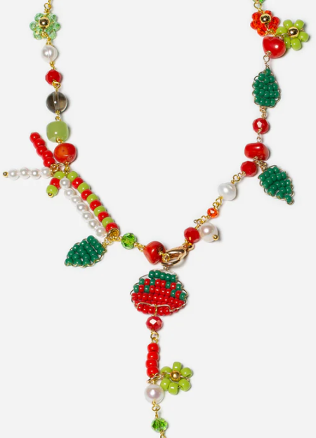 CASHFANA es una marca de joyería artesanal que crea piezas únicas inspiradas en el Mediterráneo. 2
