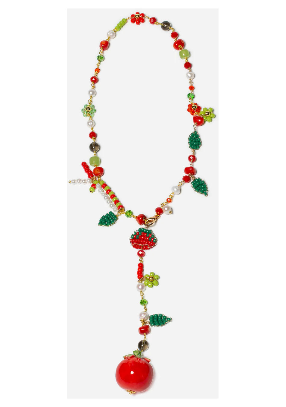 CASHFANA es una marca de joyería artesanal que crea piezas únicas inspiradas en el Mediterráneo.