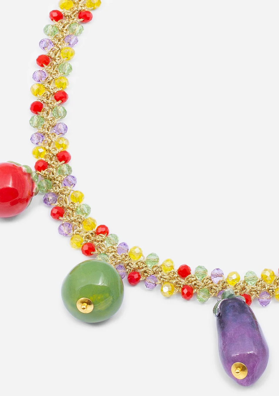 CASHFANA es una marca de joyería artesanal que crea piezas únicas inspiradas en el Mediterráneo.