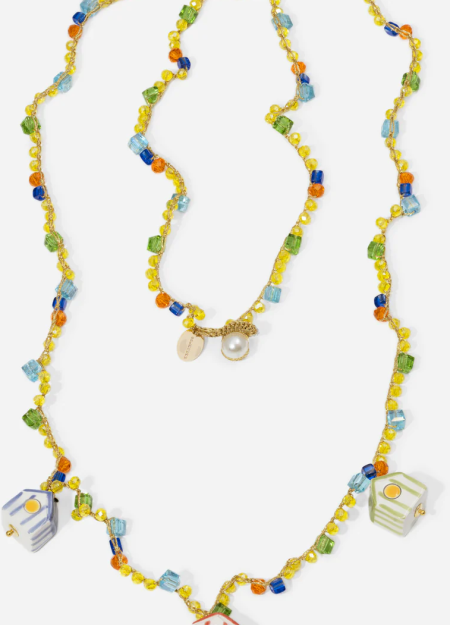 CASHFANA es una marca de joyería artesanal que crea piezas únicas inspiradas en el Mediterráneo. 2
