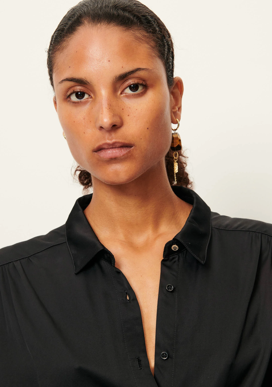 SESSÚN marca francesa de ropa de mujer con un estilo casual, femenino y minimal