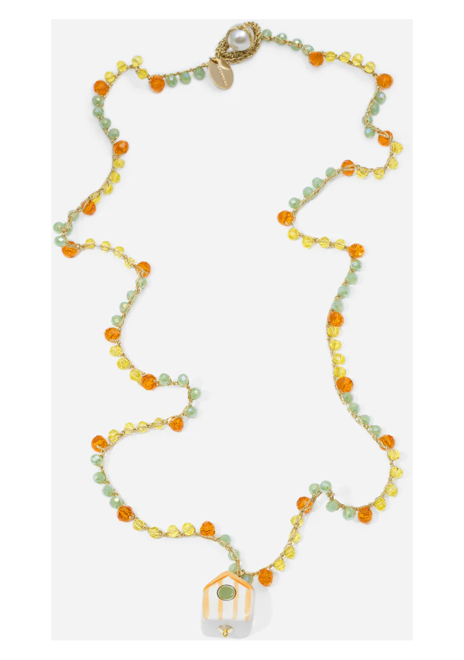 CASHFANA es una marca de joyería artesanal que crea piezas únicas inspiradas en el Mediterráneo.