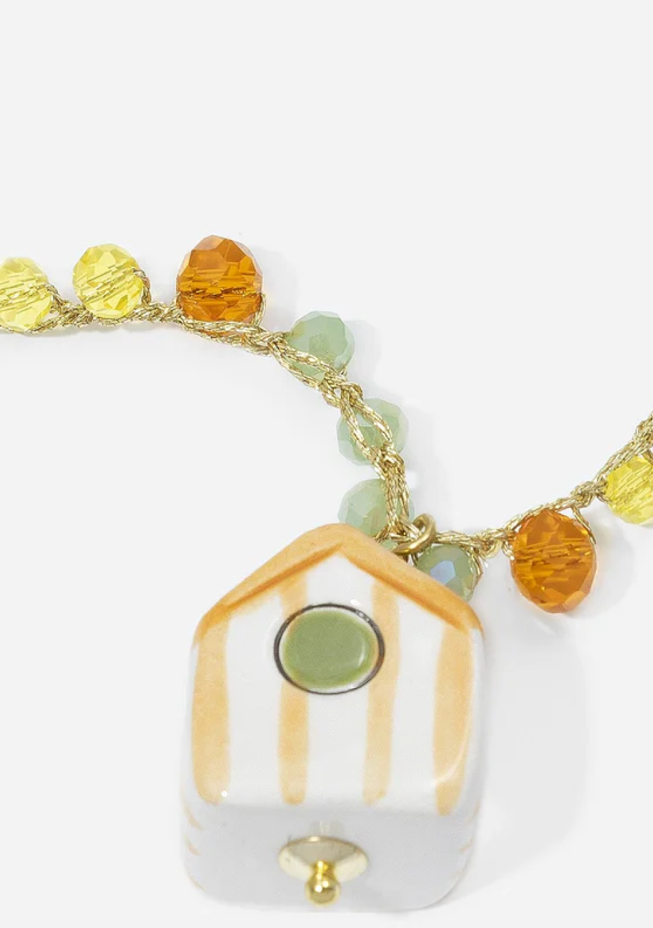 CASHFANA es una marca de joyería artesanal que crea piezas únicas inspiradas en el Mediterráneo.