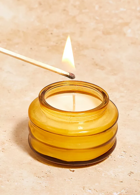 PADDYWAX marca de velas artesanales pensadas para contar historias a través del aroma y el diseño. 2
