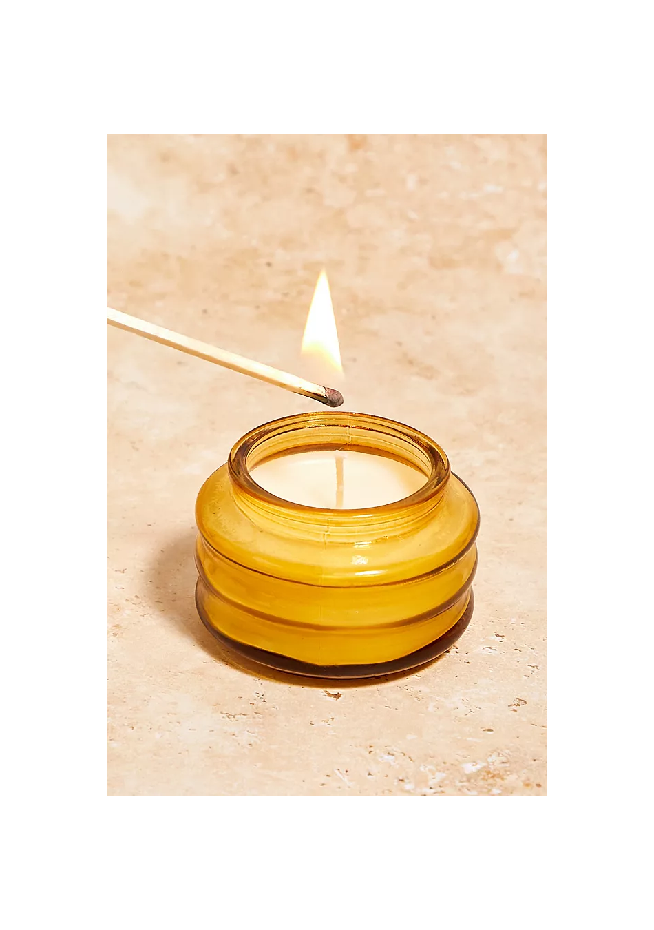 PADDYWAX marca de velas artesanales pensadas para contar historias a través del aroma y el diseño.