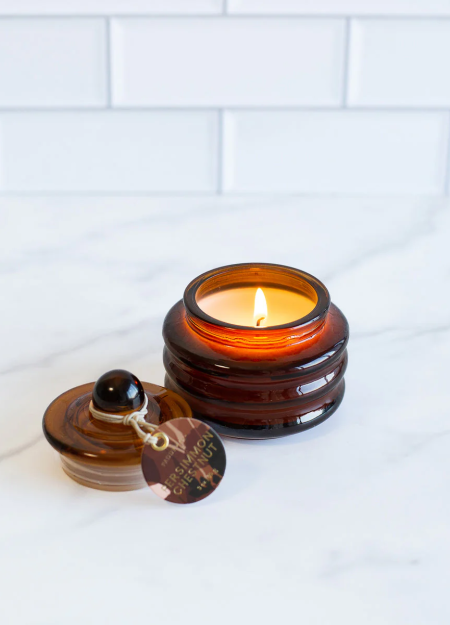 PADDYWAX marca de velas artesanales pensadas para contar historias a través del aroma y el diseño.