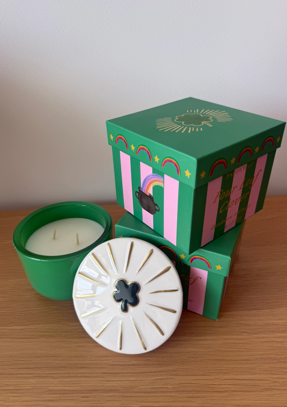 PADDYWAX marca de velas artesanales pensadas para contar historias a través del aroma y el diseño.
