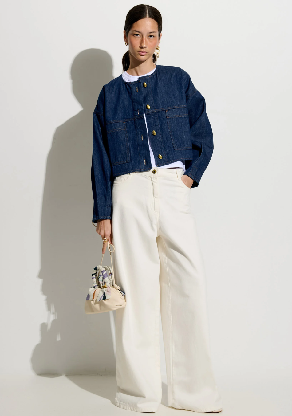 SESSÚN marca francesa de ropa de mujer con un estilo casual, femenino y minimal