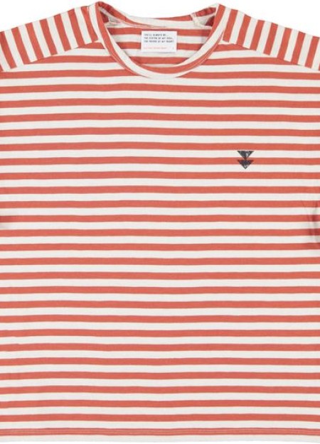 SISTER DEPARTMENT marca de ropa de mujer hecho en Portugal, camisetas con diseños dinámicos y cómodos 2