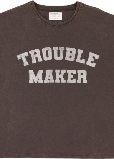 SISTER DEPARTMENT marca de ropa de mujer hecho en Portugal, camisetas con diseños dinámicos y cómodos 2