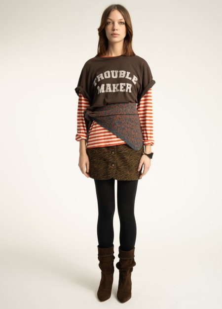 SISTER DEPARTMENT marca de ropa de mujer hecho en Portugal, camisetas con diseños dinámicos y cómodos