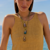 CASHFANA es una marca de joyería artesanal que crea piezas únicas inspiradas en el Mediterráneo.