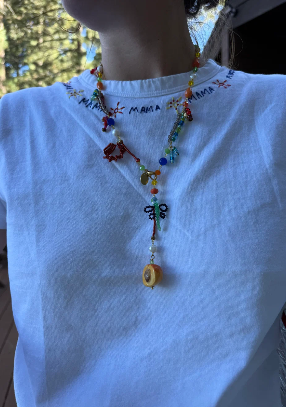 CASHFANA es una marca de joyería artesanal que crea piezas únicas inspiradas en el Mediterráneo.