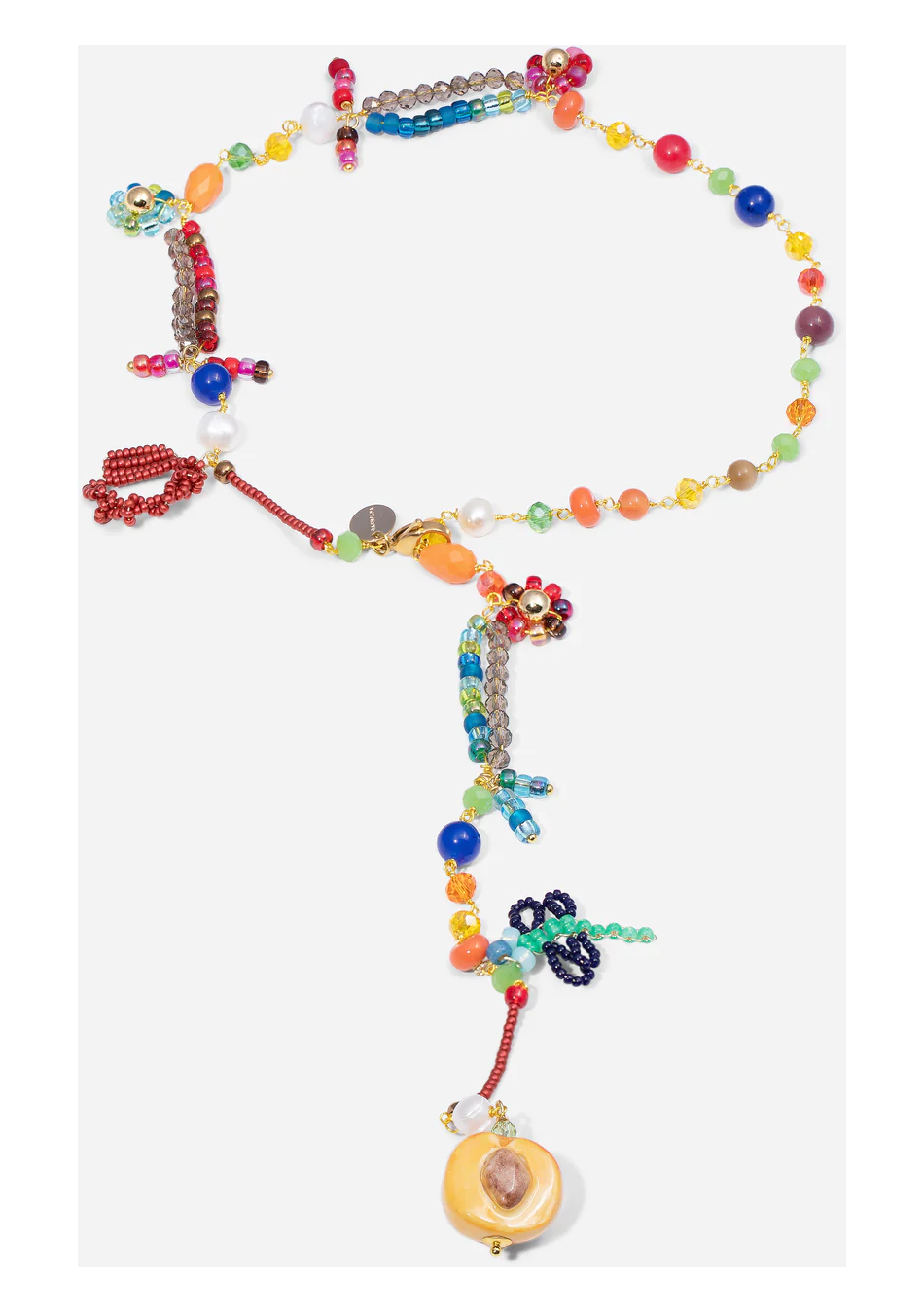 CASHFANA es una marca de joyería artesanal que crea piezas únicas inspiradas en el Mediterráneo.
