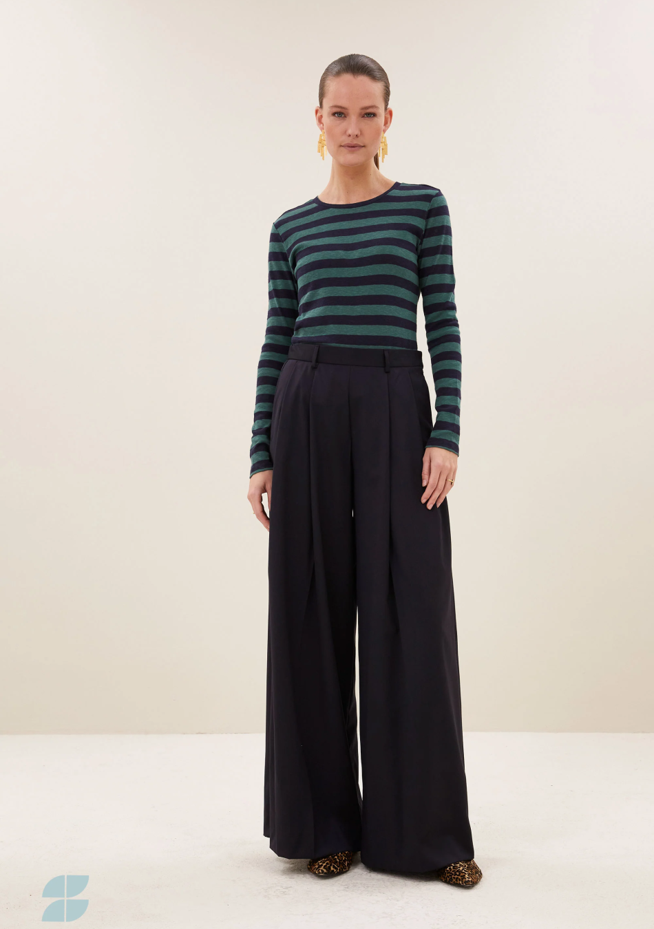 BY BAR marca nórdica de mujer con un estilo casual y dinámico