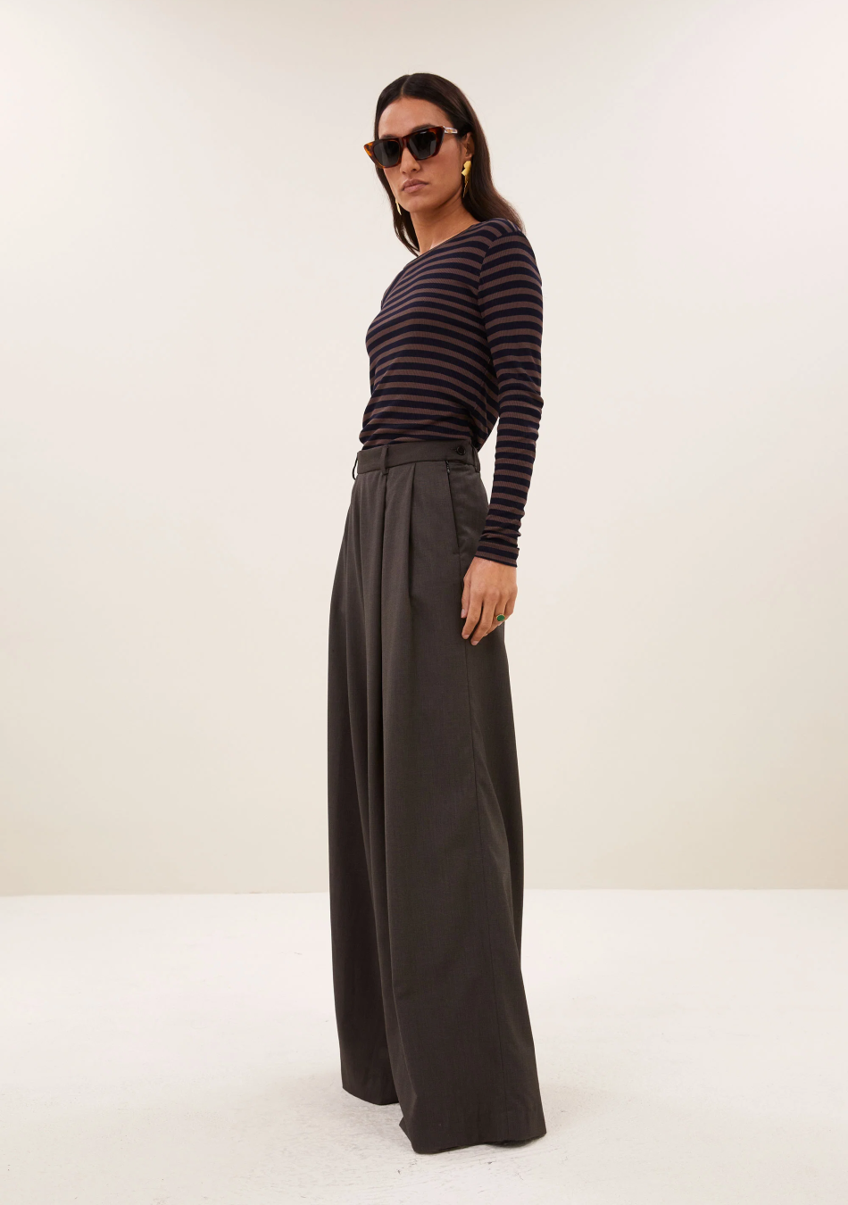 BY BAR marca nórdica de mujer con un estilo casual y dinámico