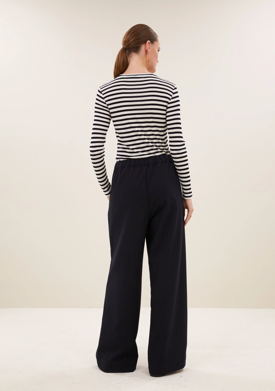 BY BAR marca nórdica de mujer con un estilo casual y dinámico
