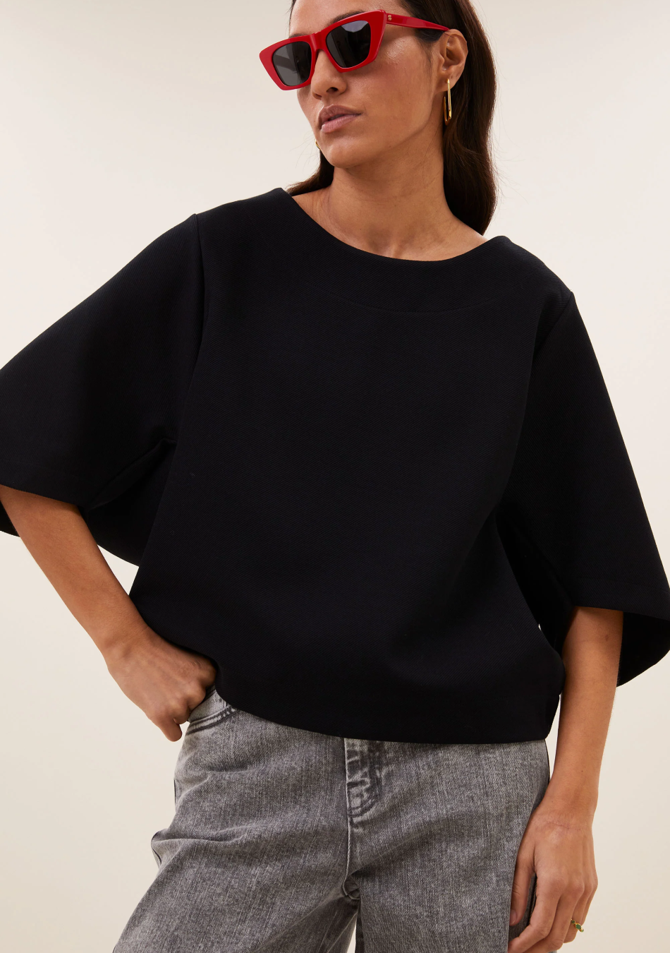 BY BAR marca nórdica de mujer con un estilo casual y dinámico