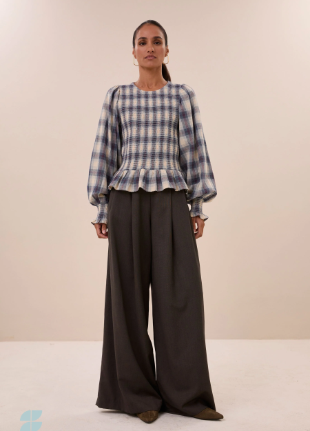 BY BAR marca nórdica de mujer con un estilo casual y dinámico 2
