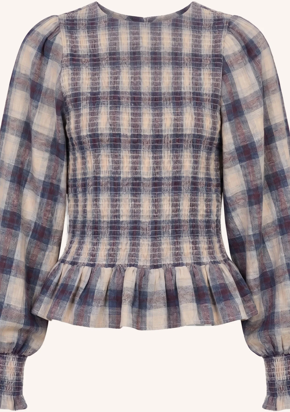 BY BAR marca nórdica de mujer con un estilo casual y dinámico