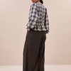 BY BAR marca nórdica de mujer con un estilo casual y dinámico