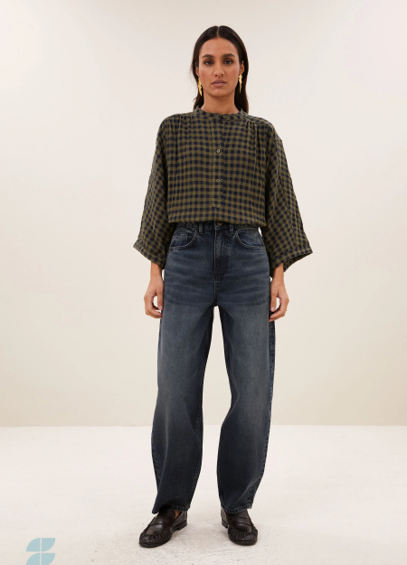 BY BAR marca nórdica de mujer con un estilo casual y dinámico