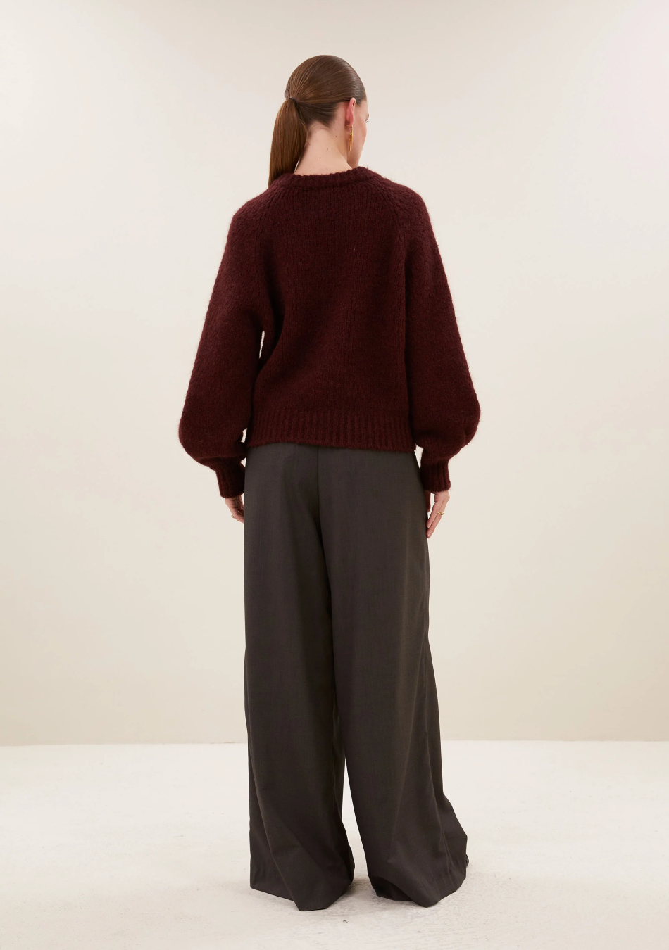 BY BAR marca nórdica de mujer con un estilo casual y dinámico
