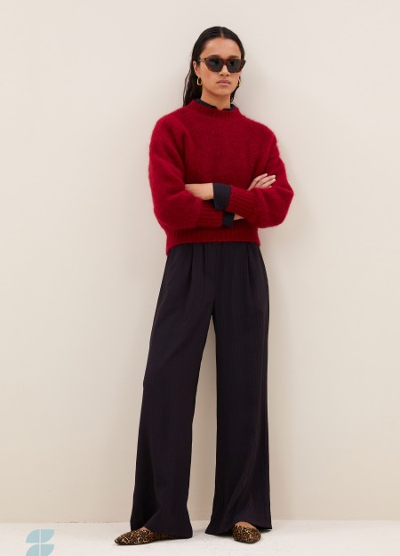 BY BAR marca nórdica de mujer con un estilo casual y dinámico
