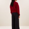 BY BAR marca nórdica de mujer con un estilo casual y dinámico