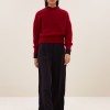 BY BAR marca nórdica de mujer con un estilo casual y dinámico