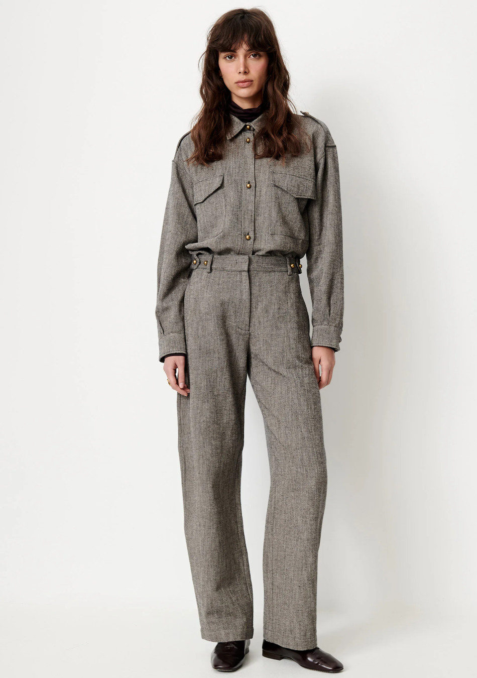 SESSÚN marca francesa de ropa de mujer con un estilo casual, femenino y minimal