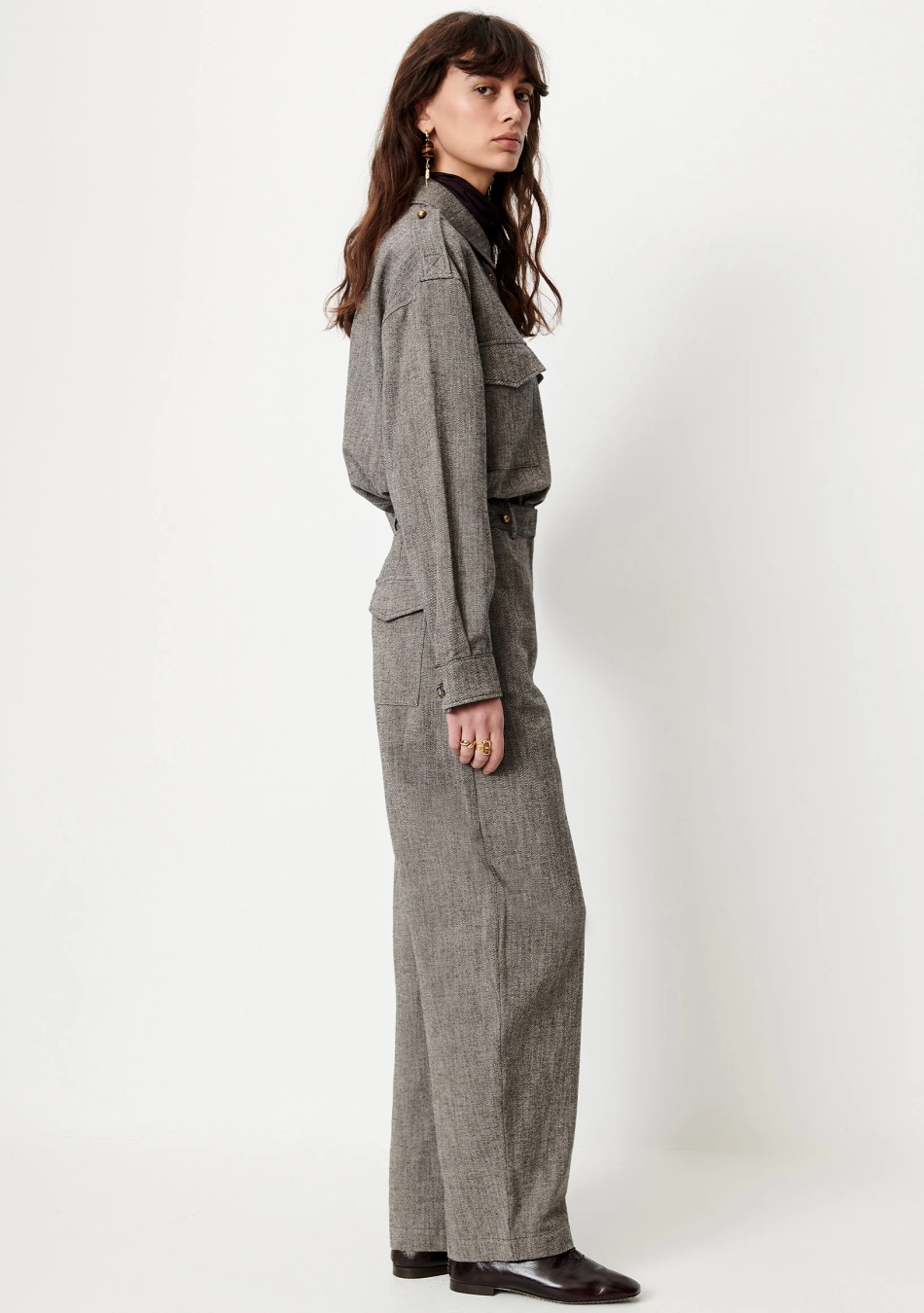 SESSÚN marca francesa de ropa de mujer con un estilo casual, femenino y minimal