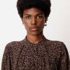 SESSÚN marca francesa de ropa de mujer con un estilo casual, femenino y minimal