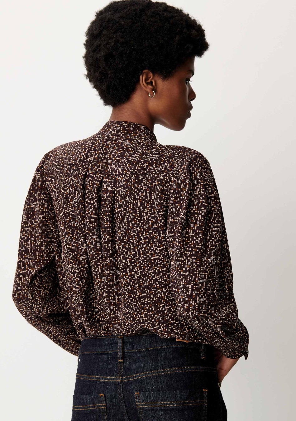 SESSÚN marca francesa de ropa de mujer con un estilo casual, femenino y minimal