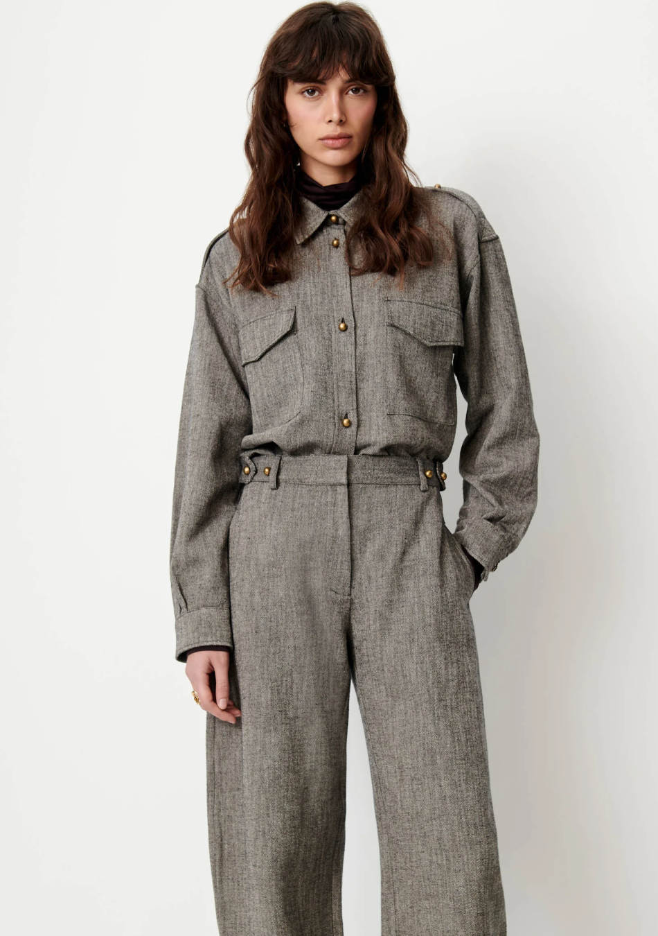 SESSÚN marca francesa de ropa de mujer con un estilo casual, femenino y minimal