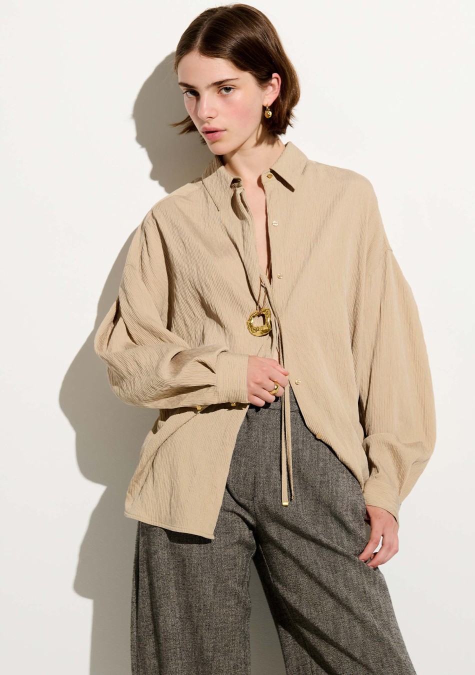 SESSÚN marca francesa de ropa de mujer con un estilo casual, femenino y minimal